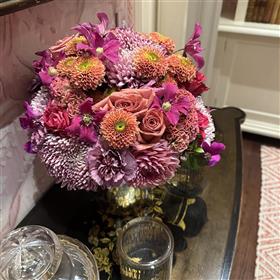 fwthumbPrivate house flowers Knightsbridge Lilys Flowers Lightwater.jpg